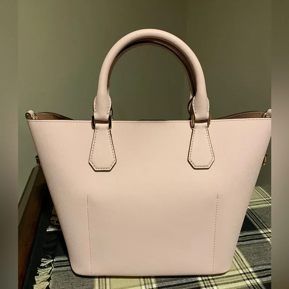 Michael Kors - Picture 3 of 13